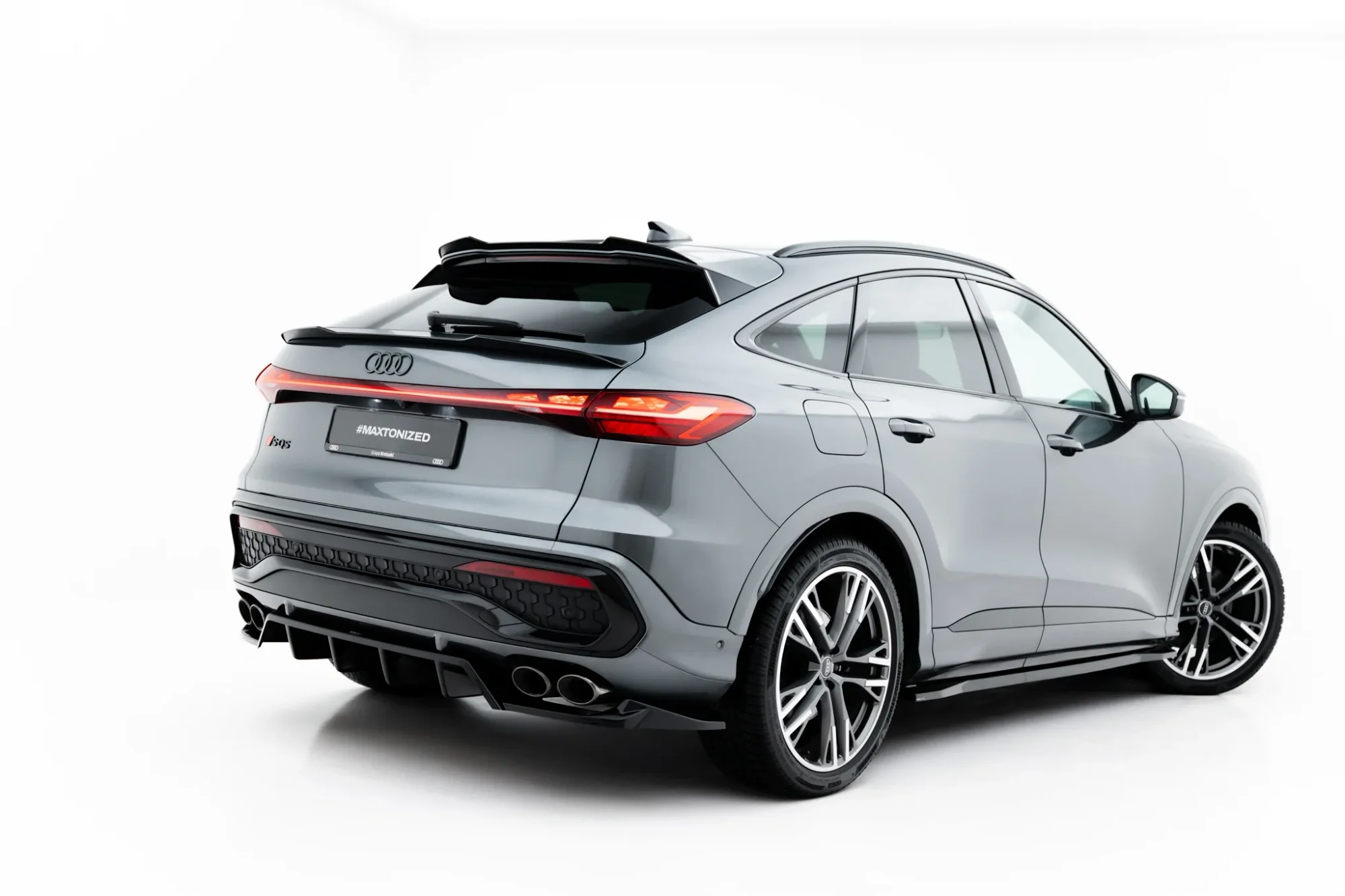 Bottom Spoiler Cap Audi SQ5 / Q5 S-Line Sportback Mk3 - Image 4
