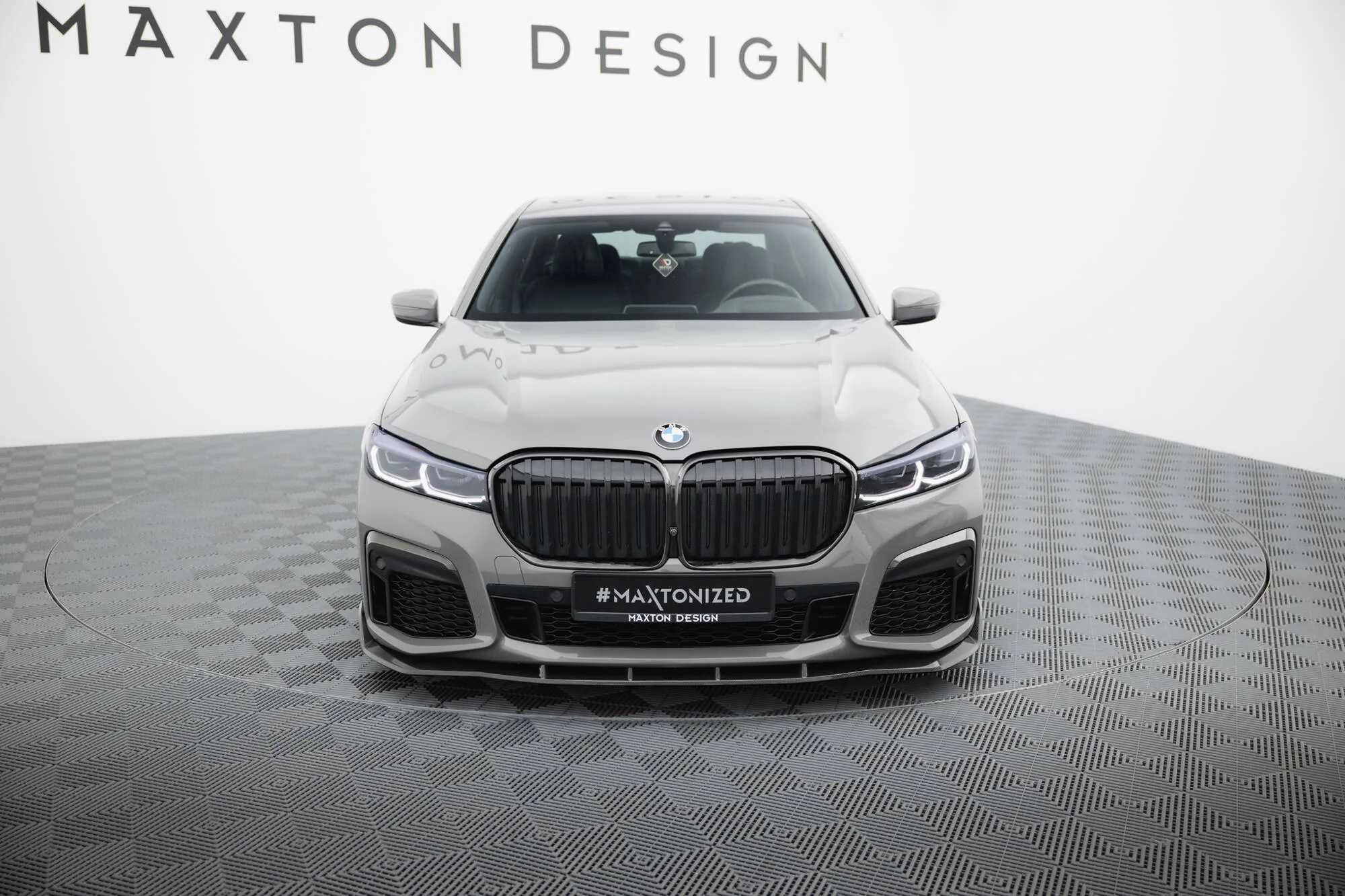 Carbon Fiber Front Splitter + ABS Splitter BMW 7 M-Pack G11 Facelift - Image 3