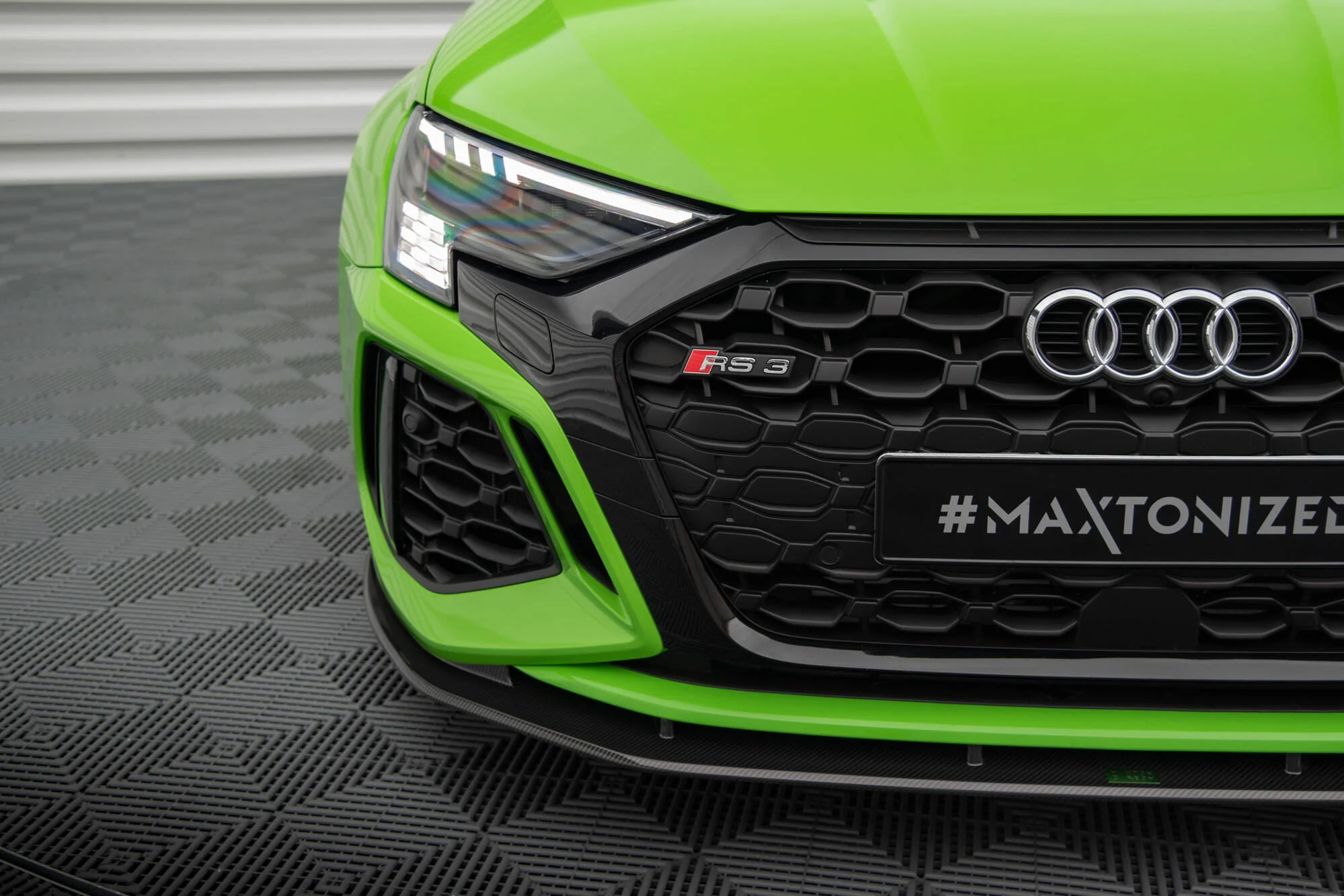 CARBON FIBER FRONT SPLITTER AUDI RS3 8Y - Image 4