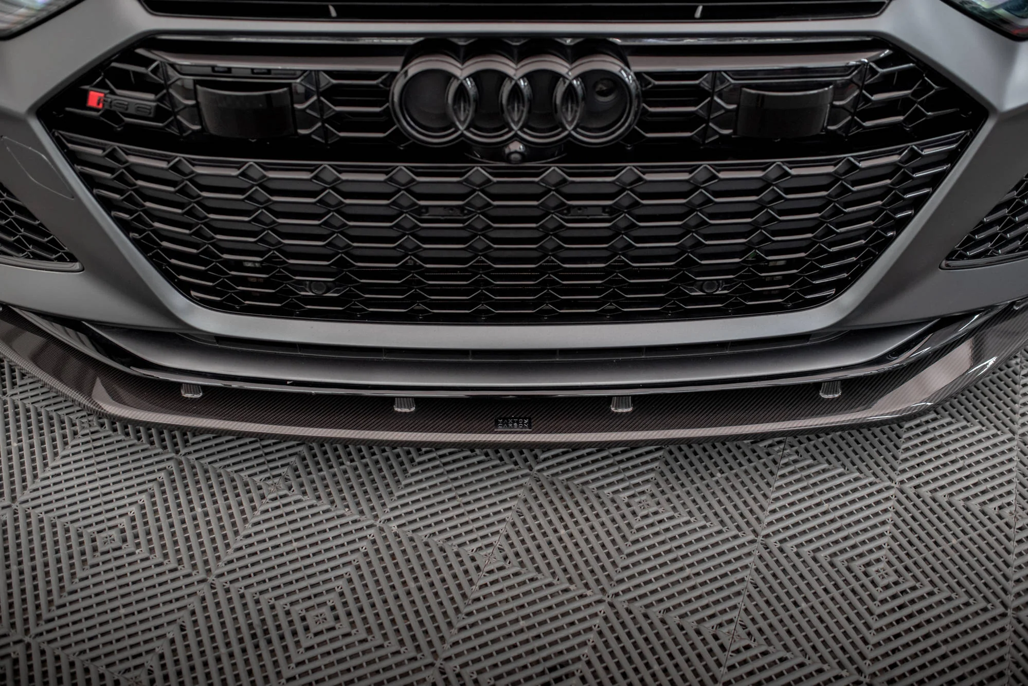 CARBON FIBER FRONT SPLITTER AUDI RS6 C8 / RS7 C8 - Image 10