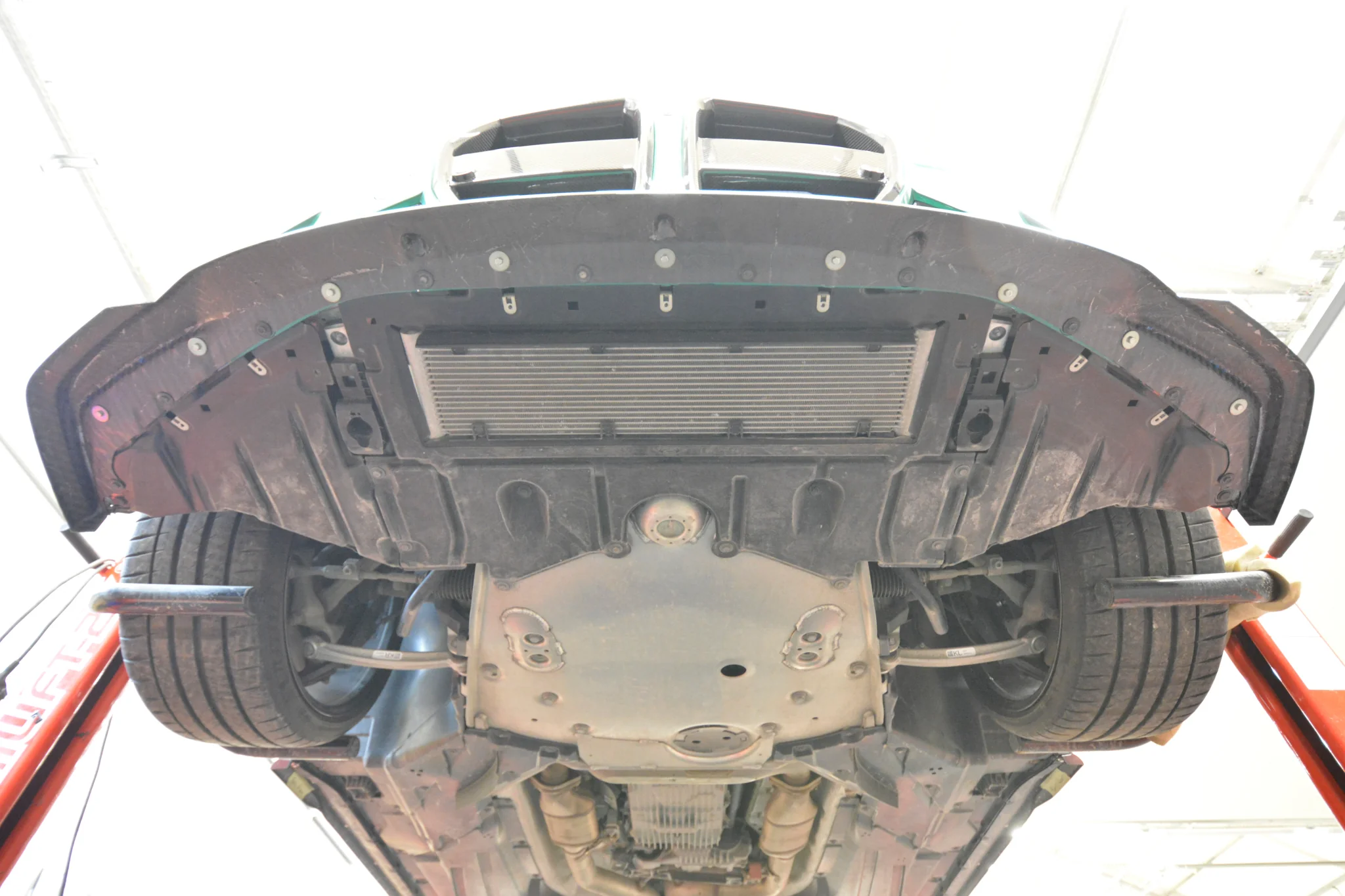 Carbon Fiber Front Splitter BMW X7 M-Pack G07 Facelift - Image 7