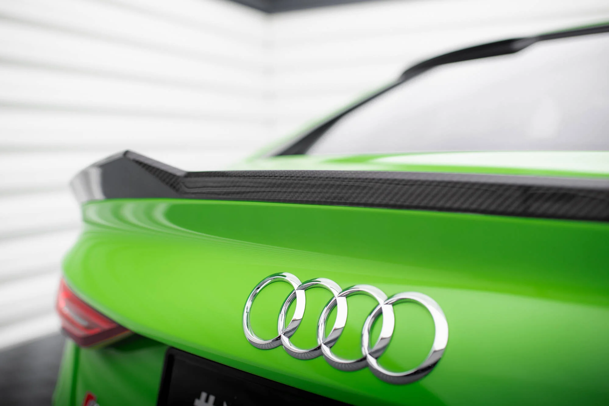 CARBON FIBER TAILGATE SPOILER AUDI RS3 SEDAN 8Y - Image 4