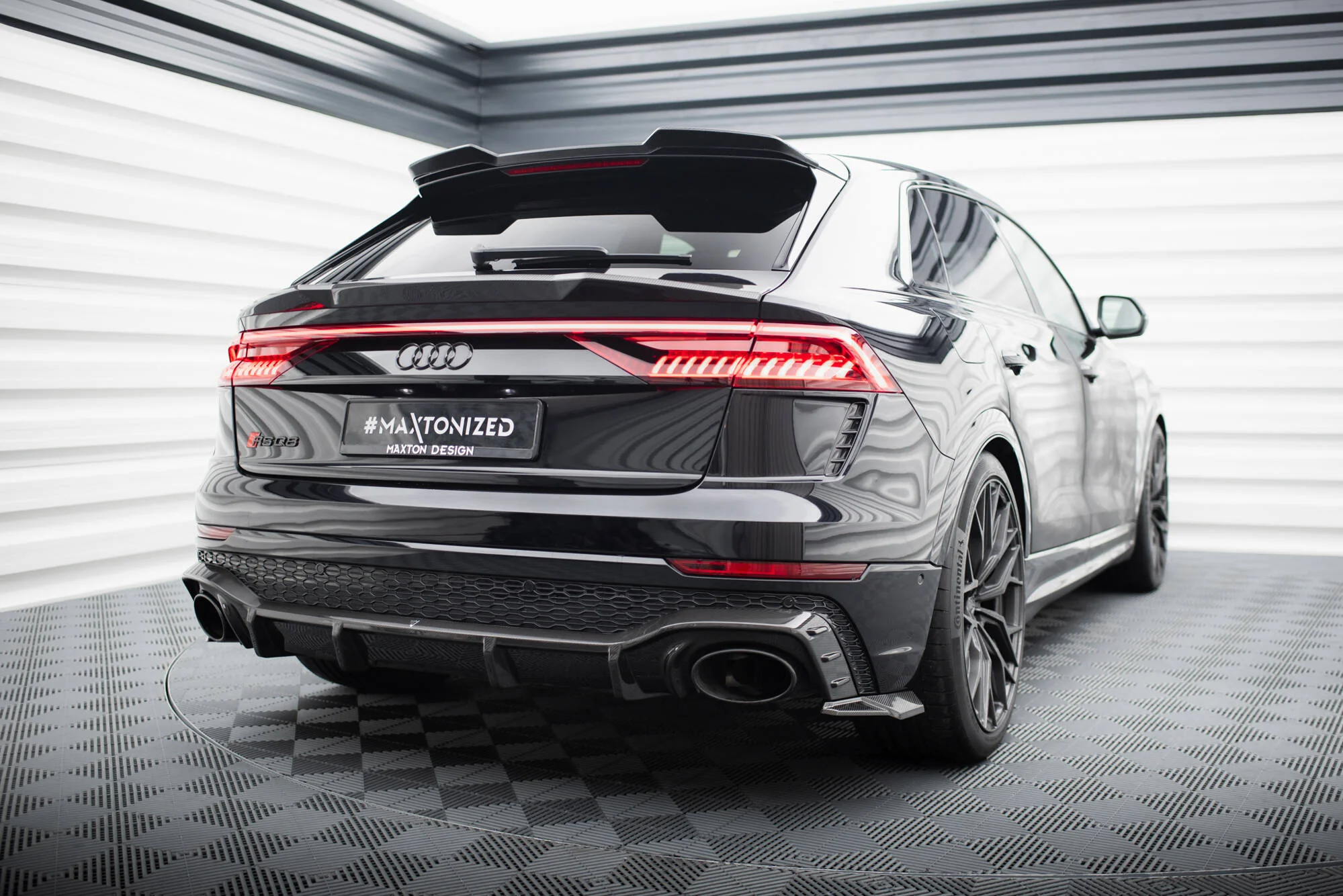 CARBON FIBER TAILGATE SPOILER (UPPER) AUDI RSQ8 MK1 - Image 2