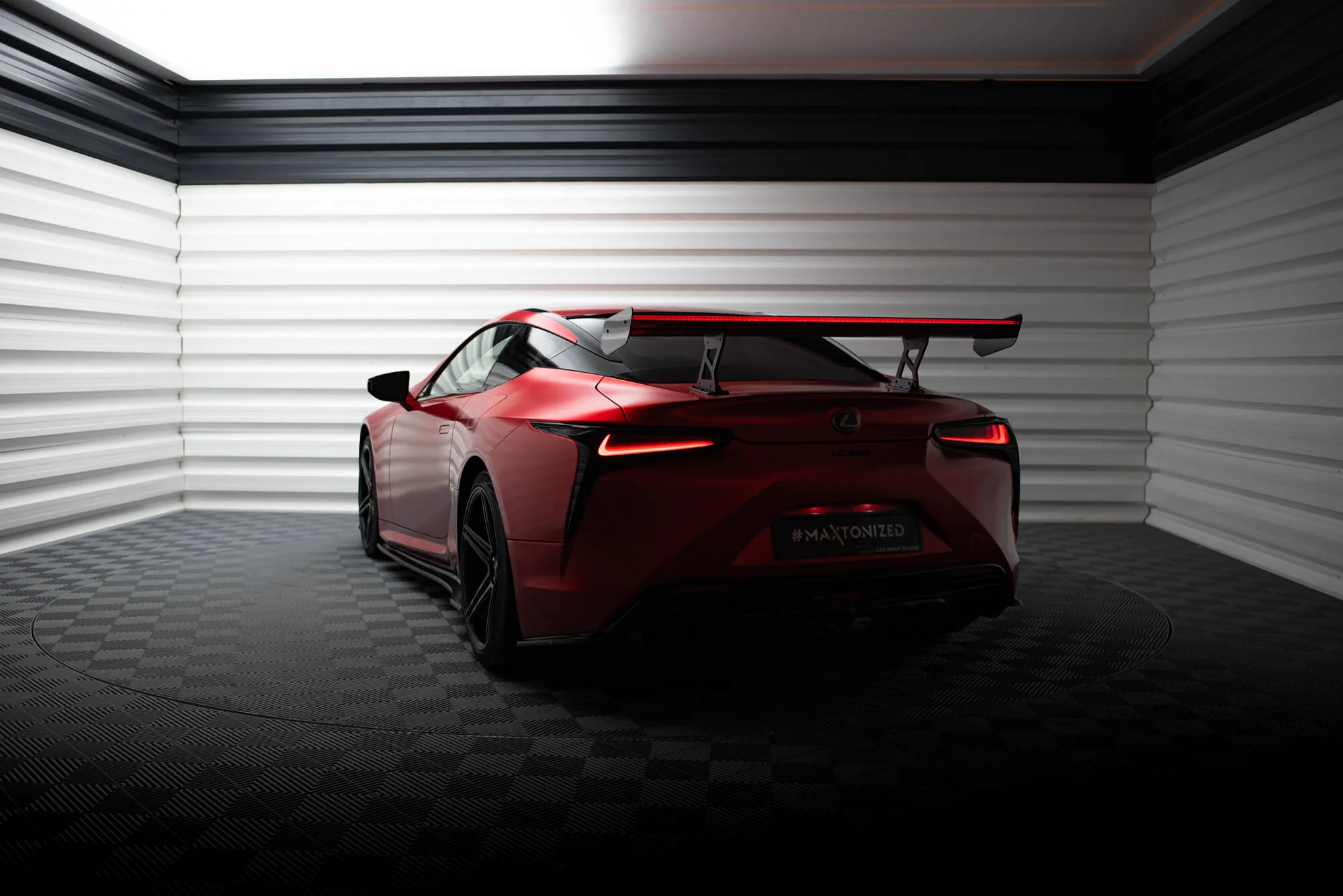 CARBON SPOILER + LED LEXUS LC - Image 3