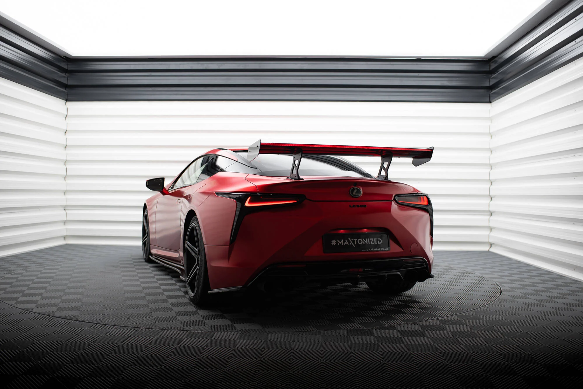 CARBON SPOILER + LED LEXUS LC - Image 9