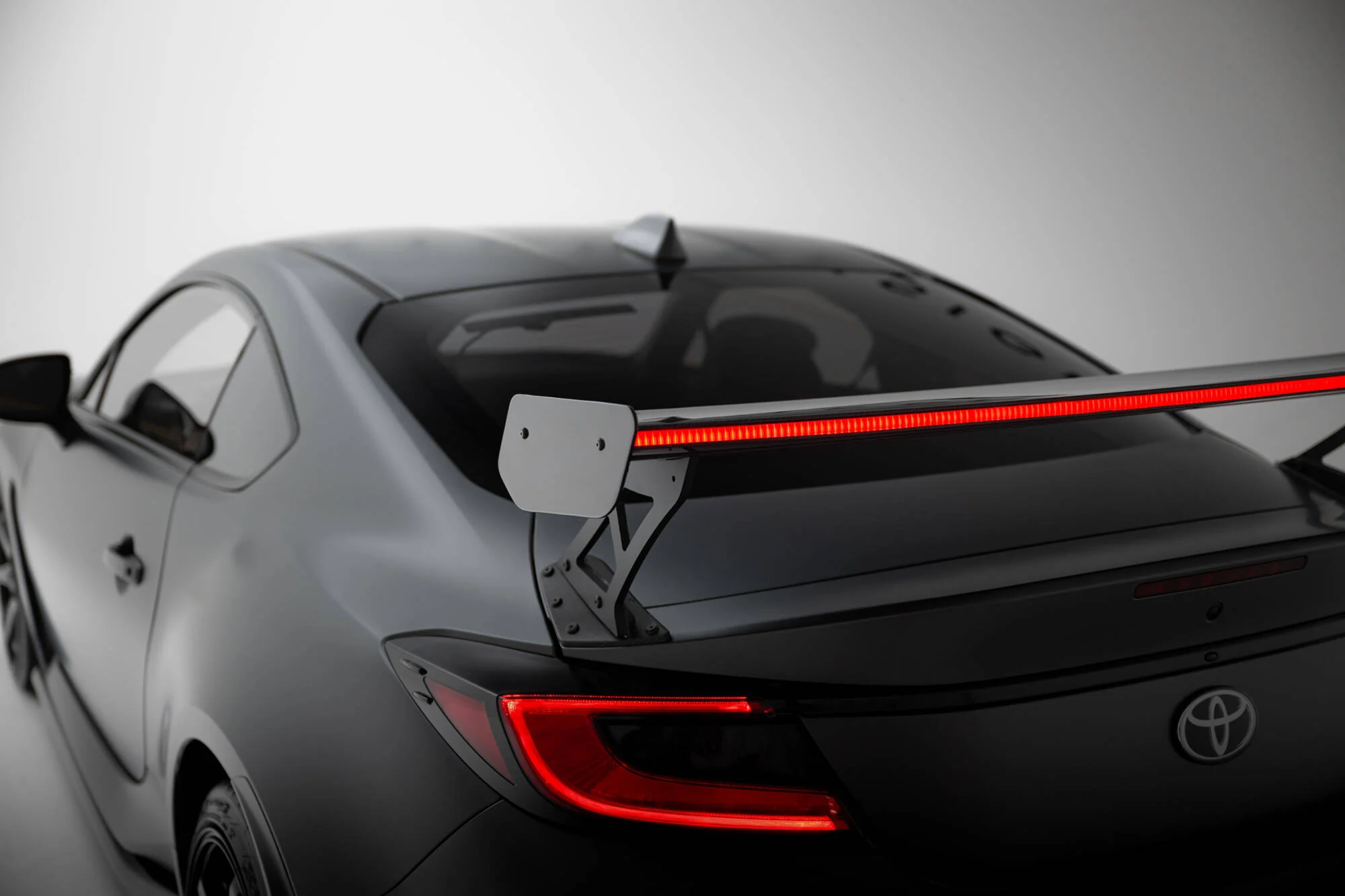 Carbon Spoiler With External Brackets Uprights + LED Toyota GR86 - Image 7
