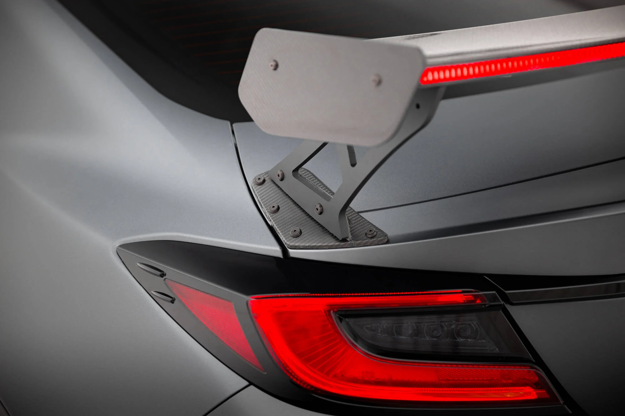 Carbon Spoiler With External Brackets Uprights + LED Toyota GR86 - Image 8