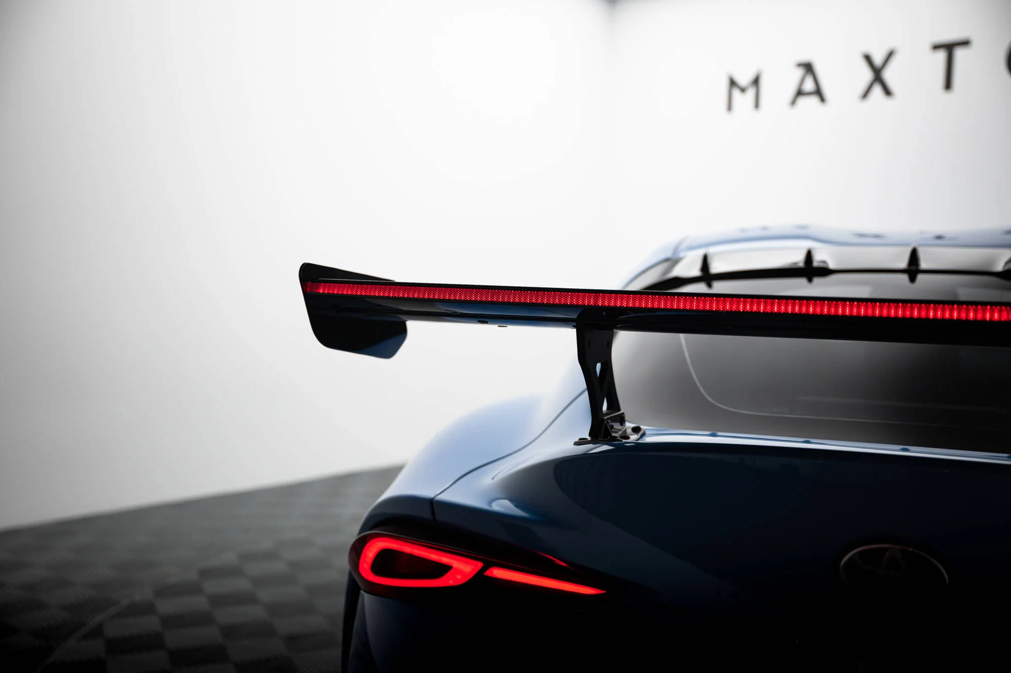 CARBON SPOILER WITH EXTERNAL BRACKETS UPRIGHTS + LED TOYOTA SUPRA MK5 - Image 16