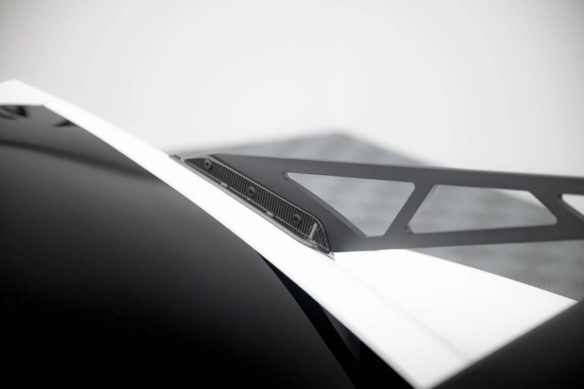 Carbon Spoiler With Upper Swan Mounting + LED Chevrolet Corvette Stingray / Grand Sport C7 - Image 18
