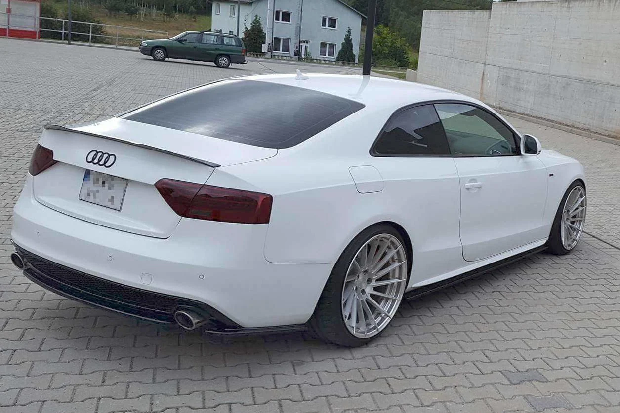 CENTRAL REAR SPLITTER AUDI A5 S-LINE 8T FL COUPE / SPORTBACK (WITHOUT VERTICAL BARS) - Image 4