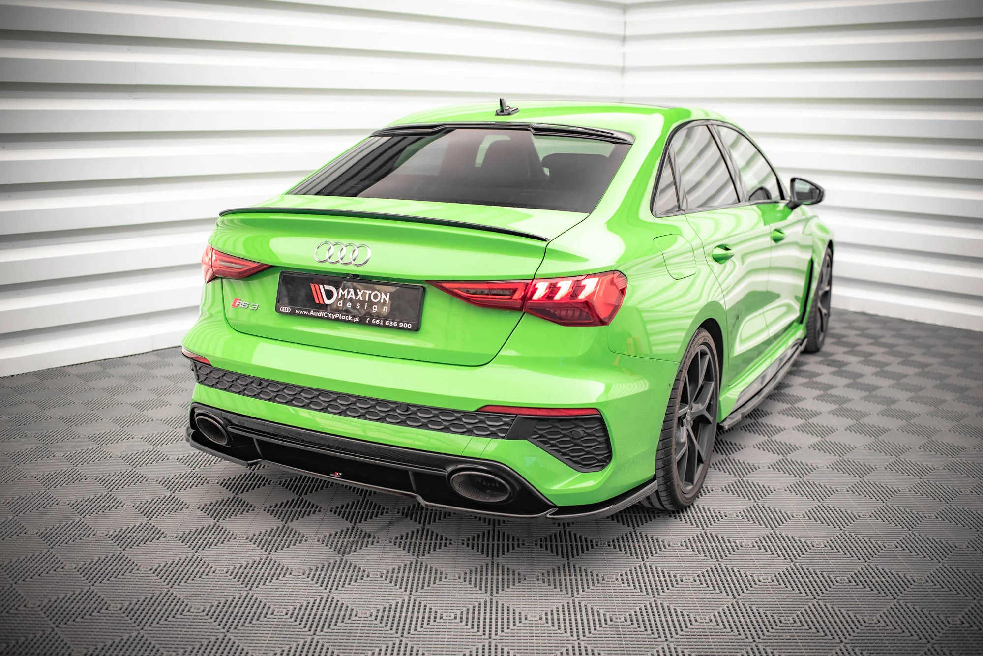 CENTRAL REAR SPLITTER AUDI RS3 SEDAN 8Y - Image 3