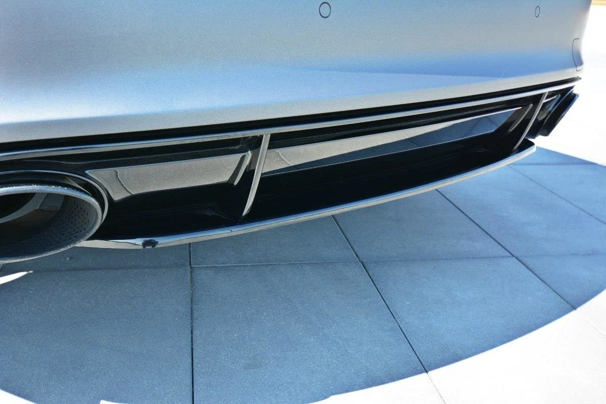 CENTRAL REAR SPLITTER AUDI RS7 C7 FL - Image 2