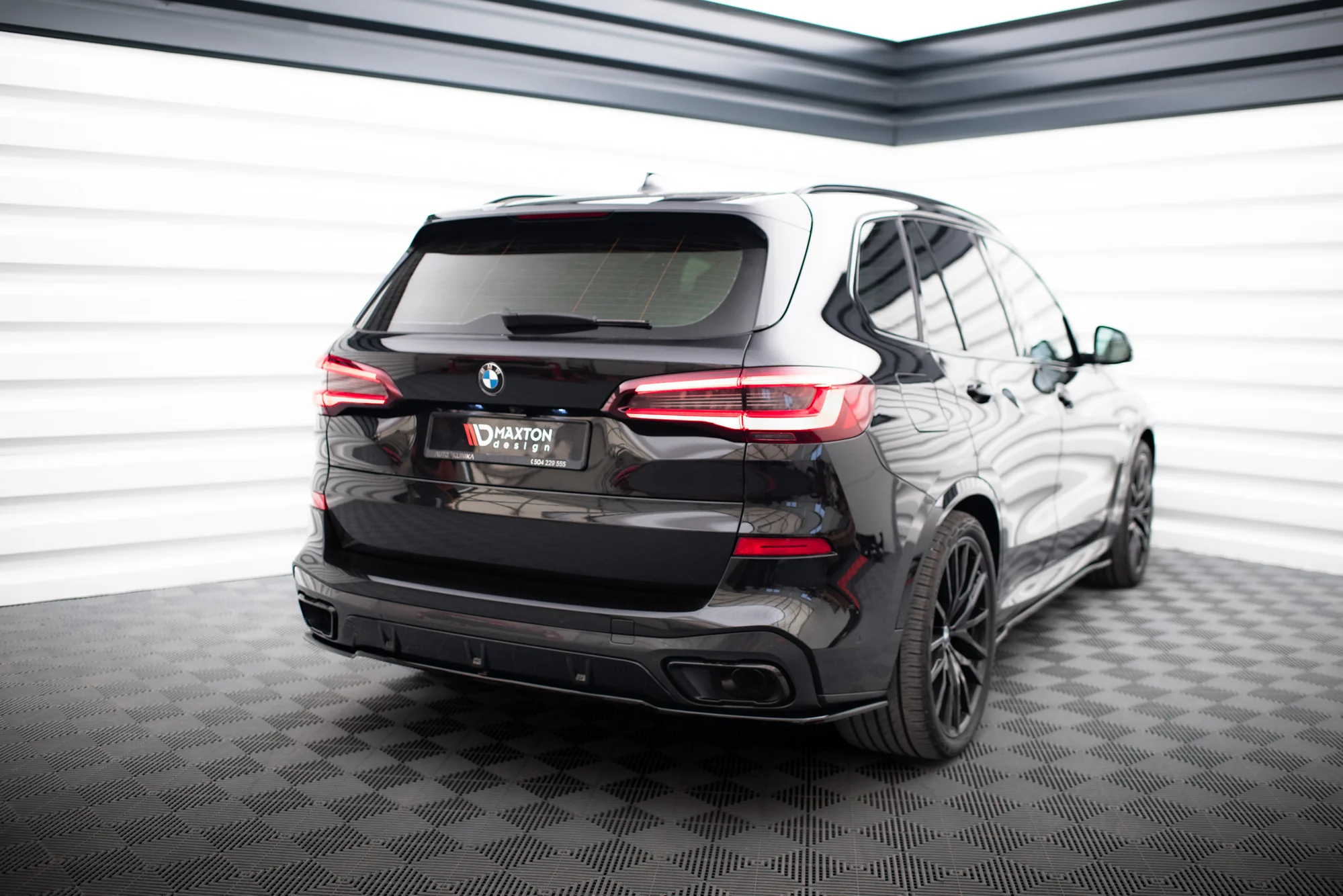 CENTRAL REAR SPLITTER BMW X5 G05 M-PACK