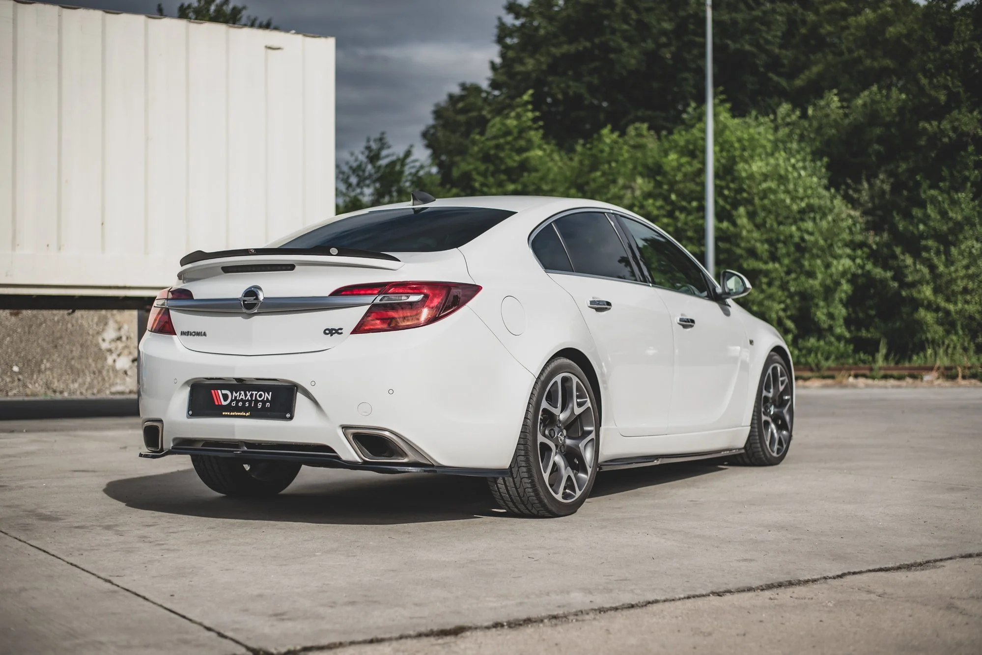 CENTRAL REAR SPLITTER BUICK REGAL GS / OPEL INSIGNIA MK. 1 OPC FACELIFT - Image 4