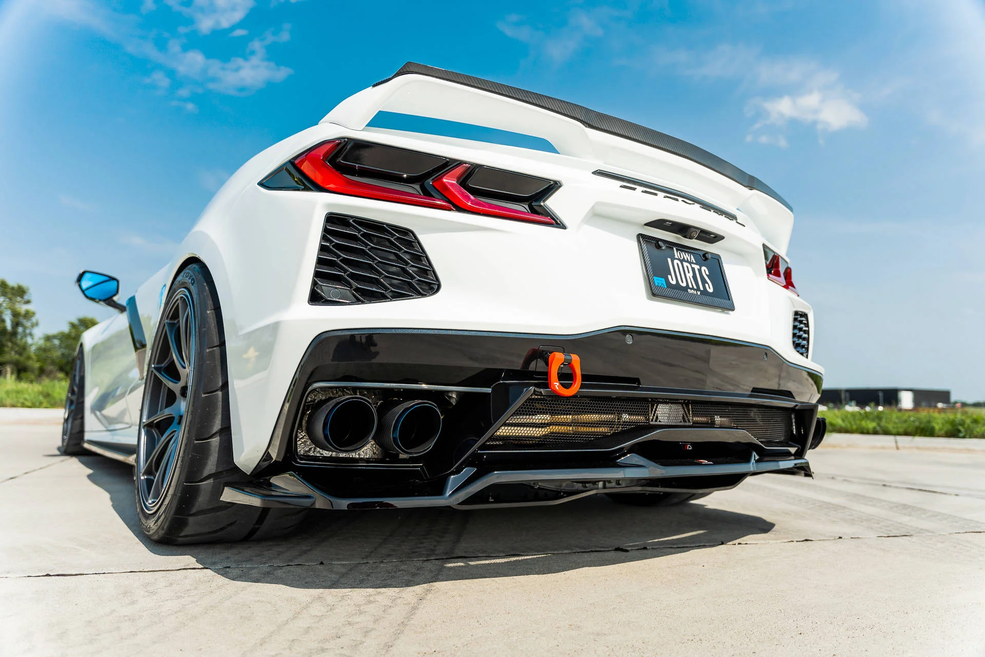 CENTRAL REAR SPLITTER CHEVROLET CORVETTE C8 - Image 4