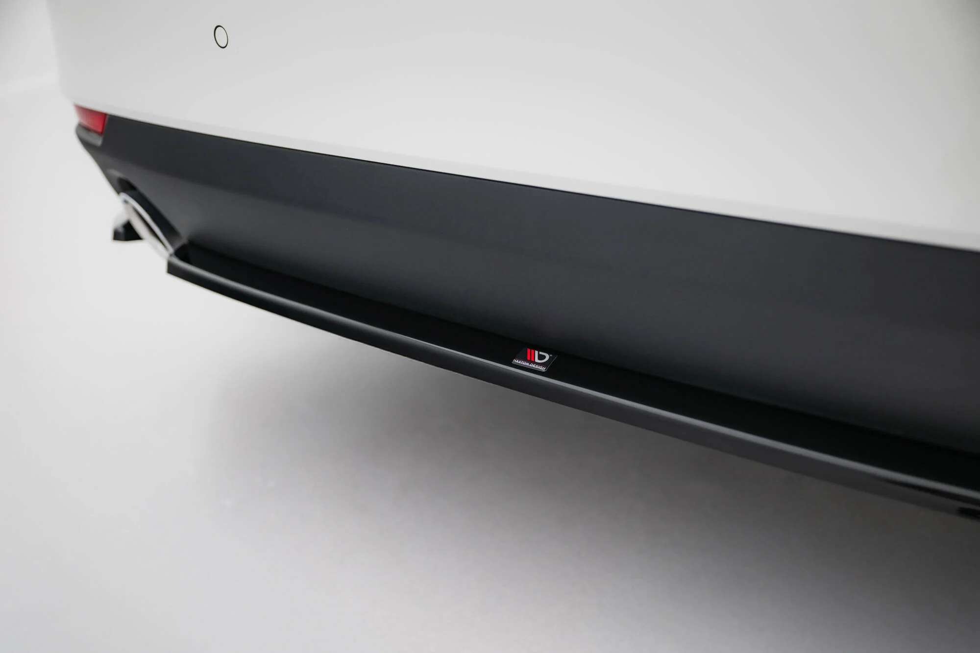 Central Rear Splitter for BMW 4 Coupe / Cabrio G22 / G23 - Image 4