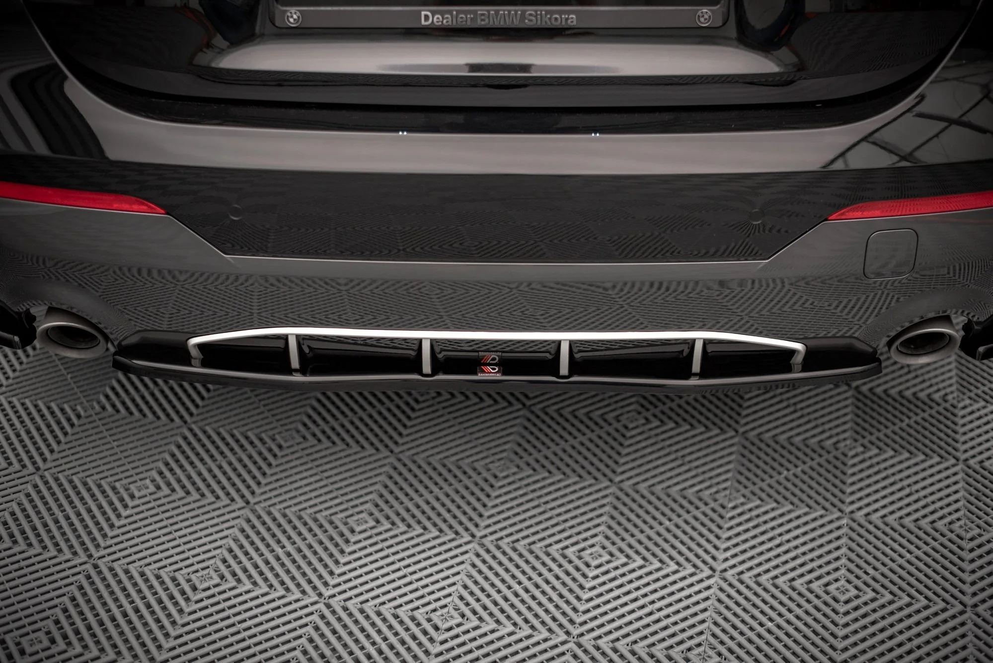 CENTRAL REAR SPLITTER FOR BMW 4 M-PACK G22 - Image 2