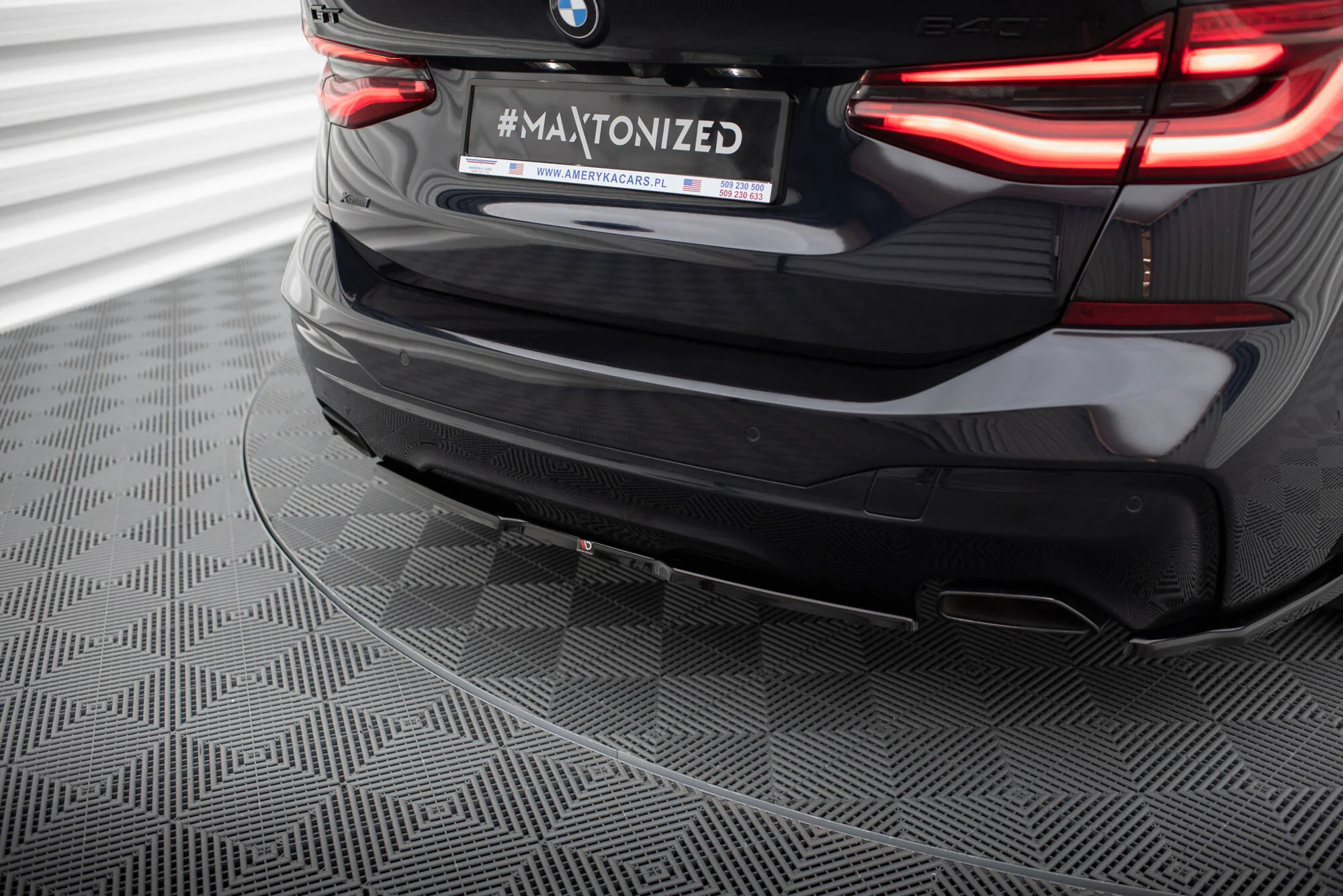 CENTRAL REAR SPLITTER FOR BMW 6 GT G32 M-PACK - Image 3