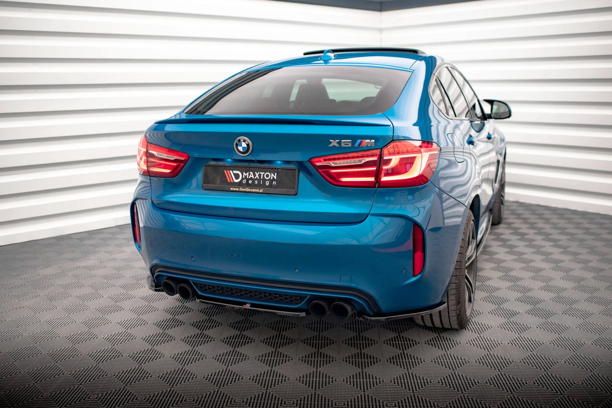 CENTRAL REAR SPLITTER FOR BMW X6 M F86 - Image 3