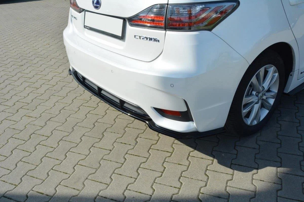 CENTRAL REAR SPLITTER LEXUS CT MK1 FACELIFT (WITHOUT VERTICAL BARS) - Image 2