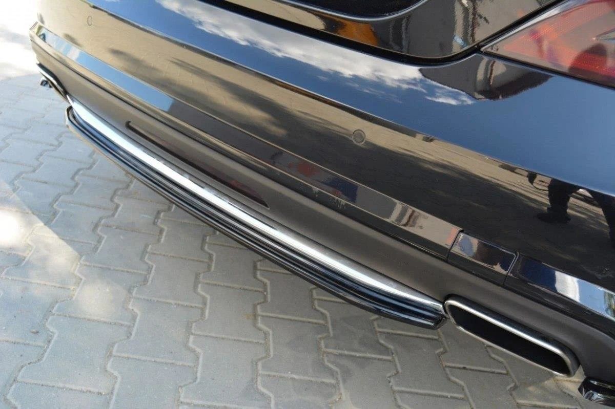 CENTRAL REAR SPLITTER MERCEDES CLS C218 (WITHOUT A VERTICAL BAR) AMG LINE - Image 2