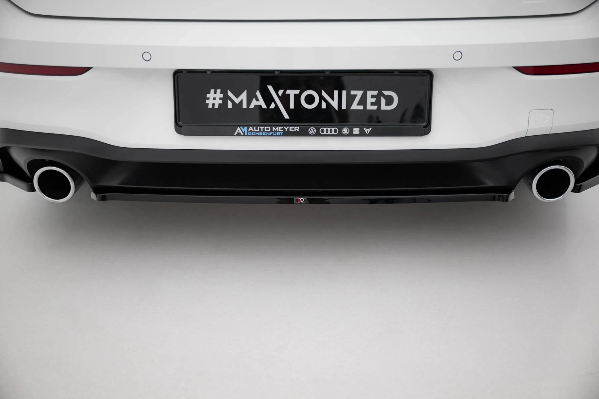CENTRAL REAR SPLITTER VOLKSWAGEN GOLF 8 GTI - Image 5
