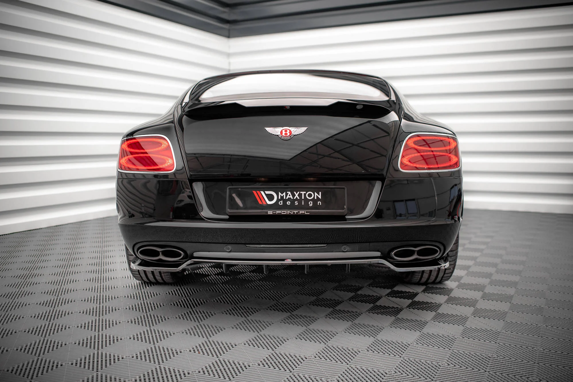 CENTRAL REAR SPLITTER (WITH VERTICAL BARS) BENTLEY CONTINENTAL GT V8 S MK2 - Image 4