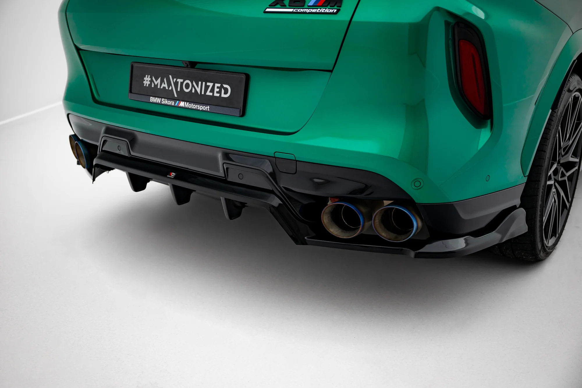 CENTRAL REAR SPLITTER (WITH VERTICAL BARS) BMW X6 M F96 / F96 Facelift - Image 7