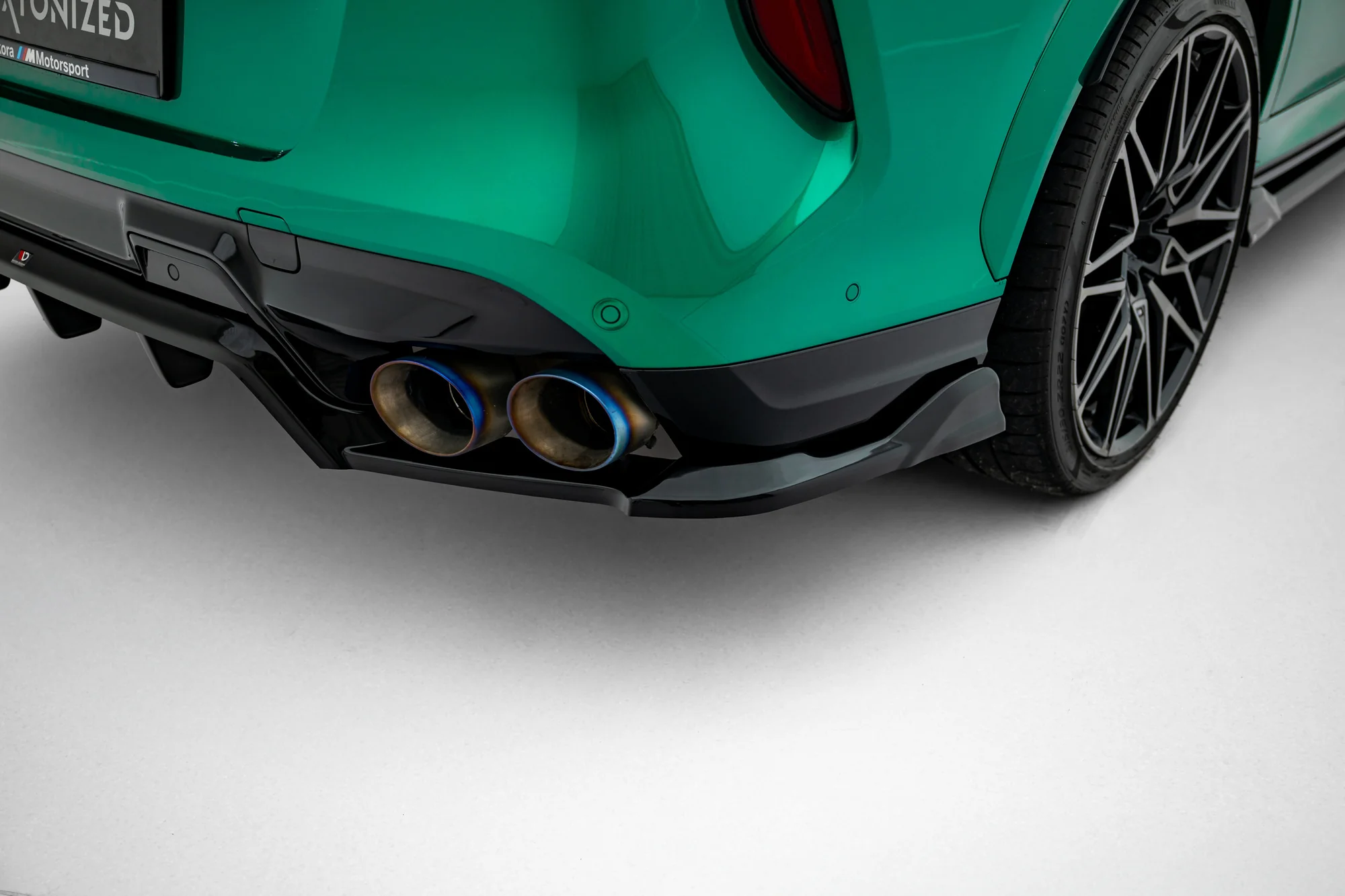CENTRAL REAR SPLITTER (WITH VERTICAL BARS) BMW X6 M F96 / F96 Facelift - Image 9