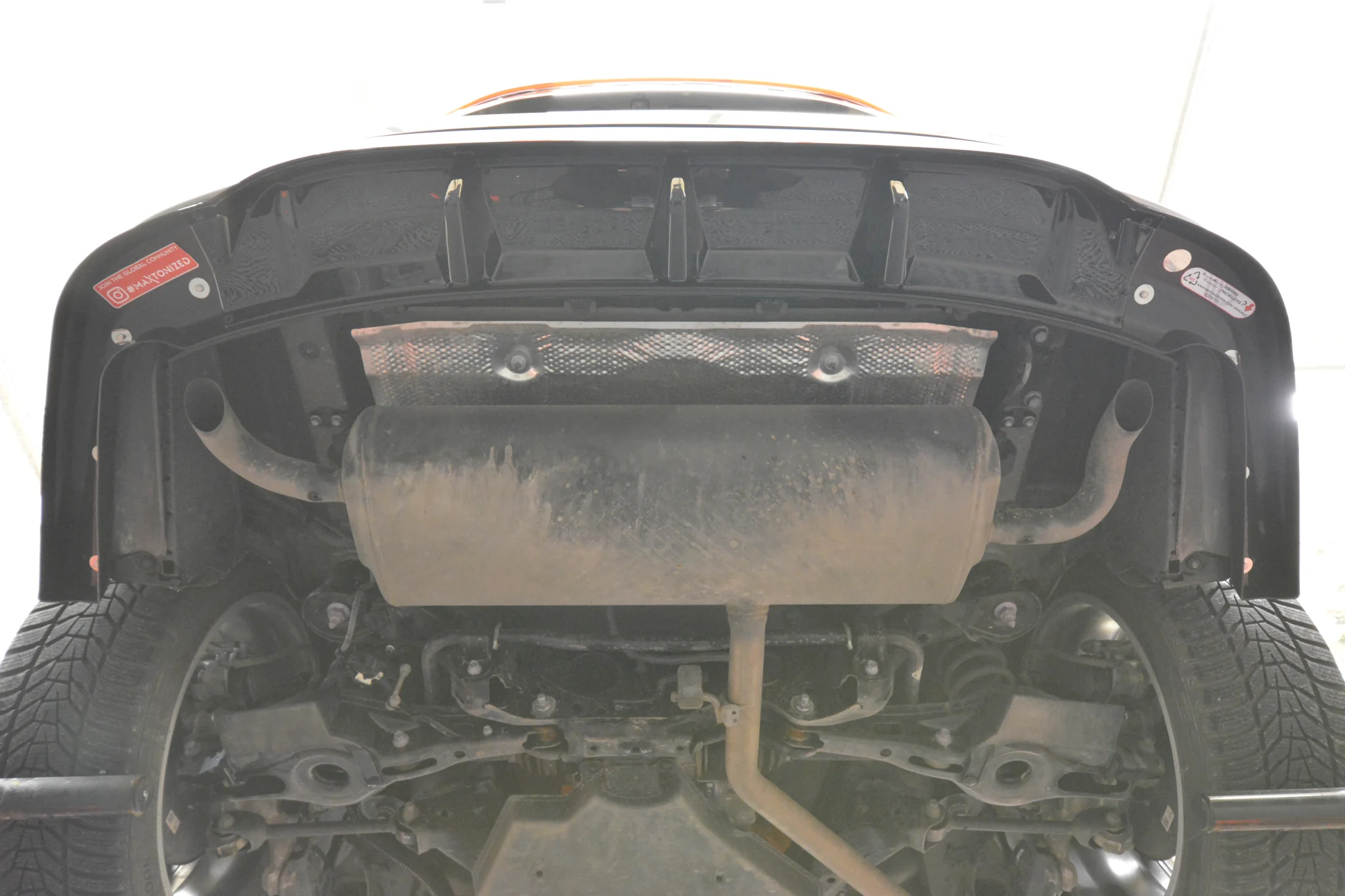 CENTRAL REAR SPLITTER (WITH VERTICAL BARS) LEXUS NX F-SPORT MK2 - Image 6
