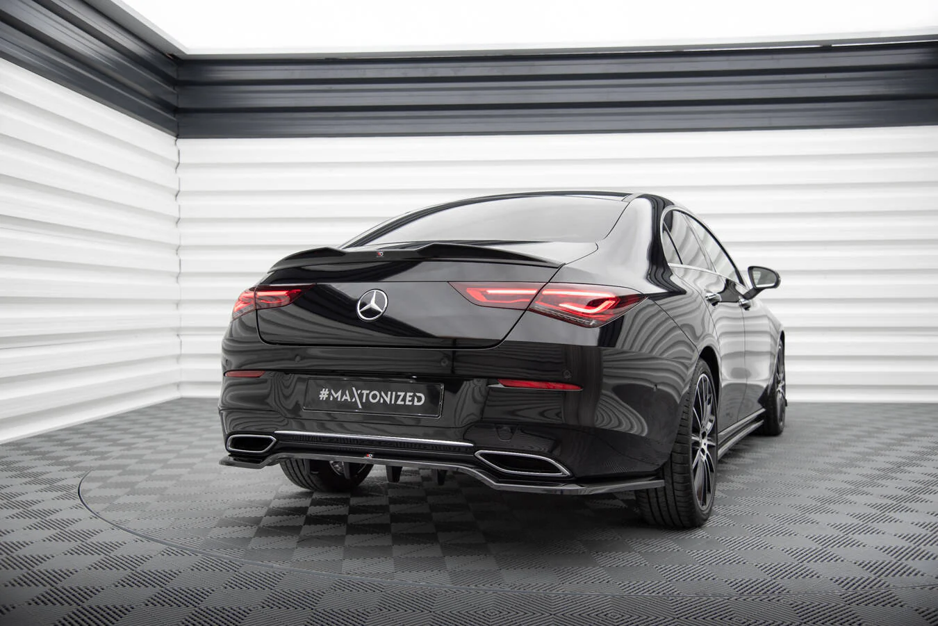 CENTRAL REAR SPLITTER (WITH VERTICAL BARS) MERCEDES-BENZ CLA COUPE C118 - Image 3