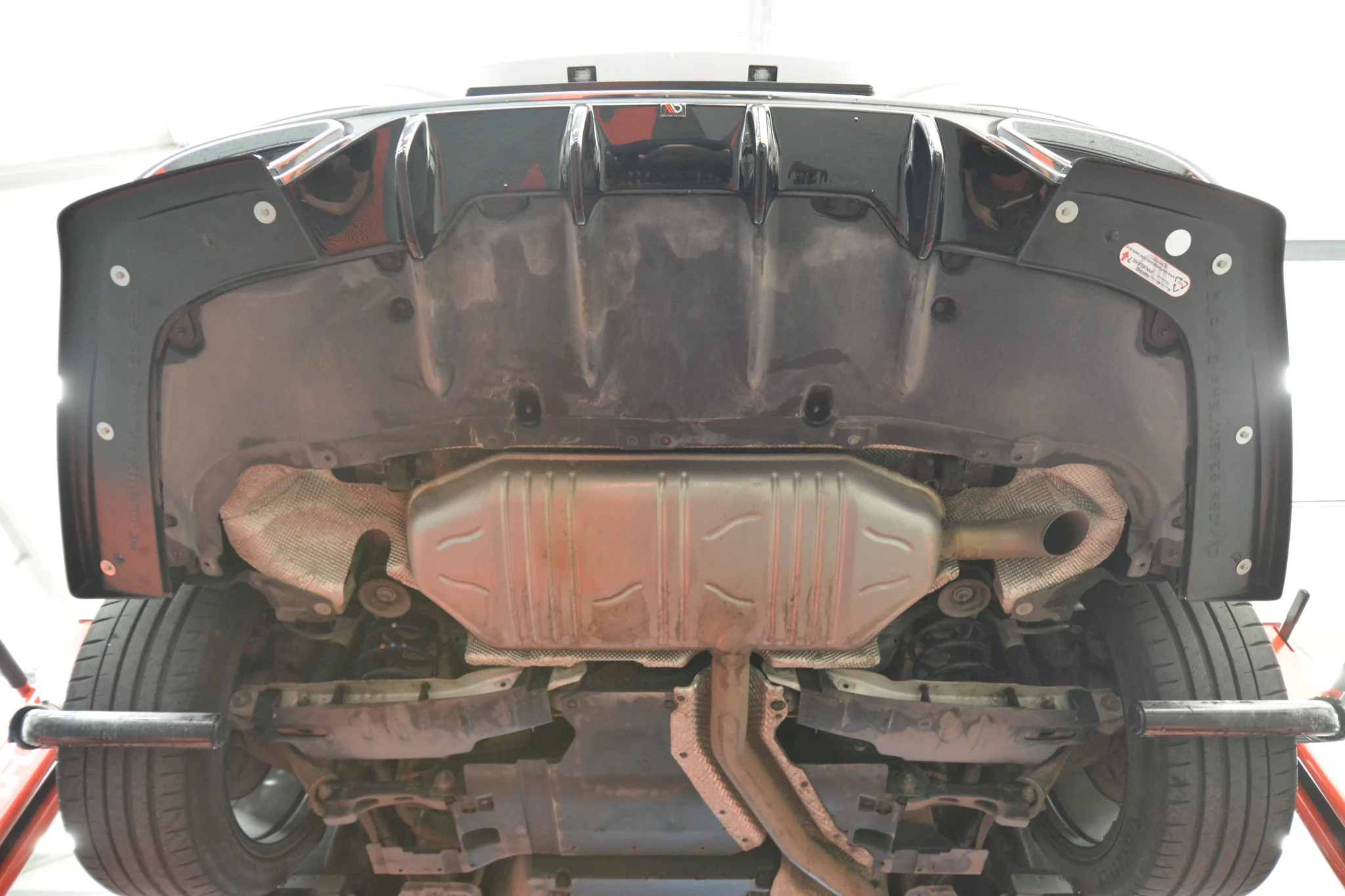 CENTRAL REAR SPLITTER (WITH VERTICAL BARS) MERCEDES-BENZ CLA COUPE C118 - Image 8