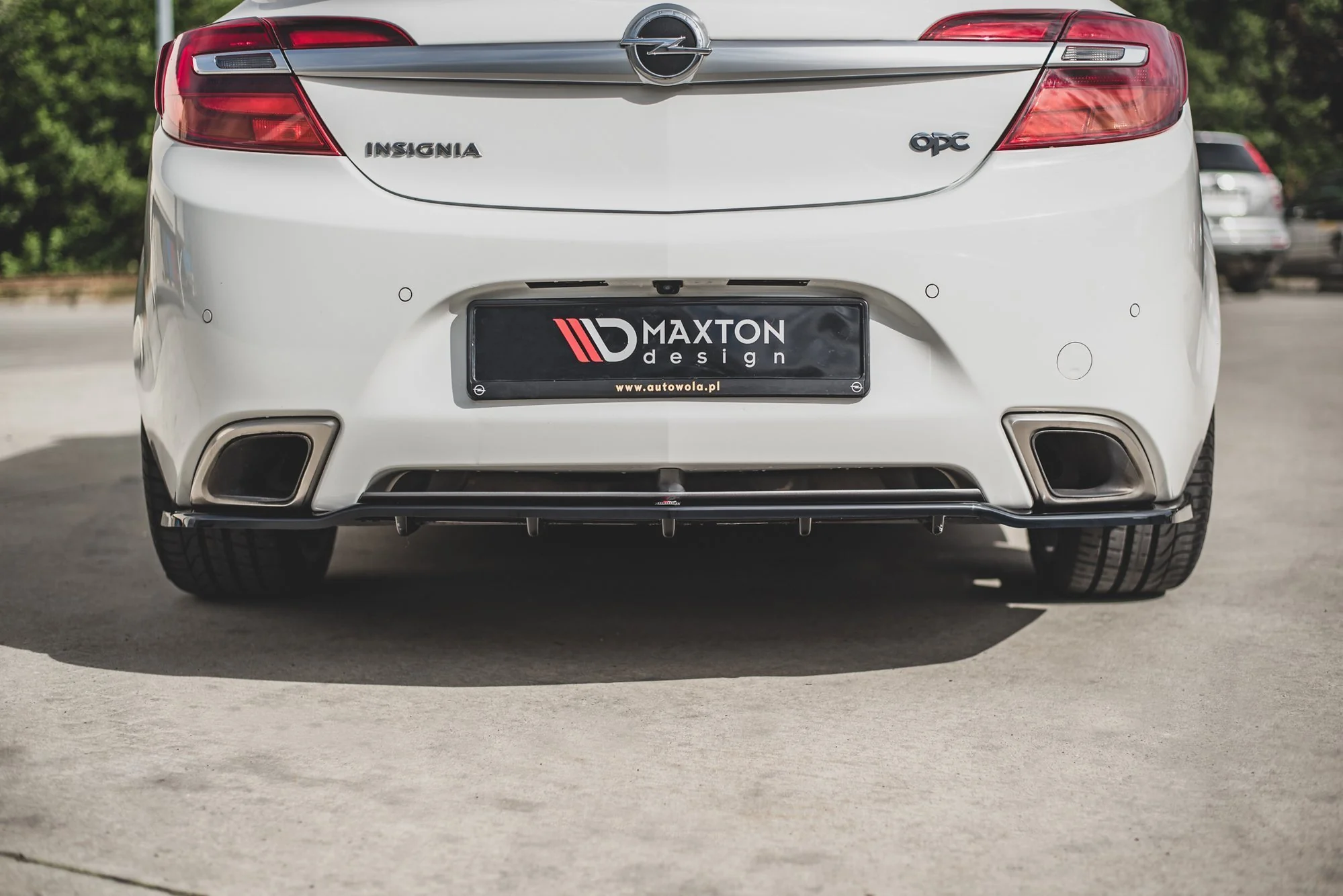 CENTRAL REAR SPLITTER (WITH VERTICAL BARS) BUICK REGAL GS / OPEL INSIGNIA MK. 1 OPC FACELIFT - Image 4