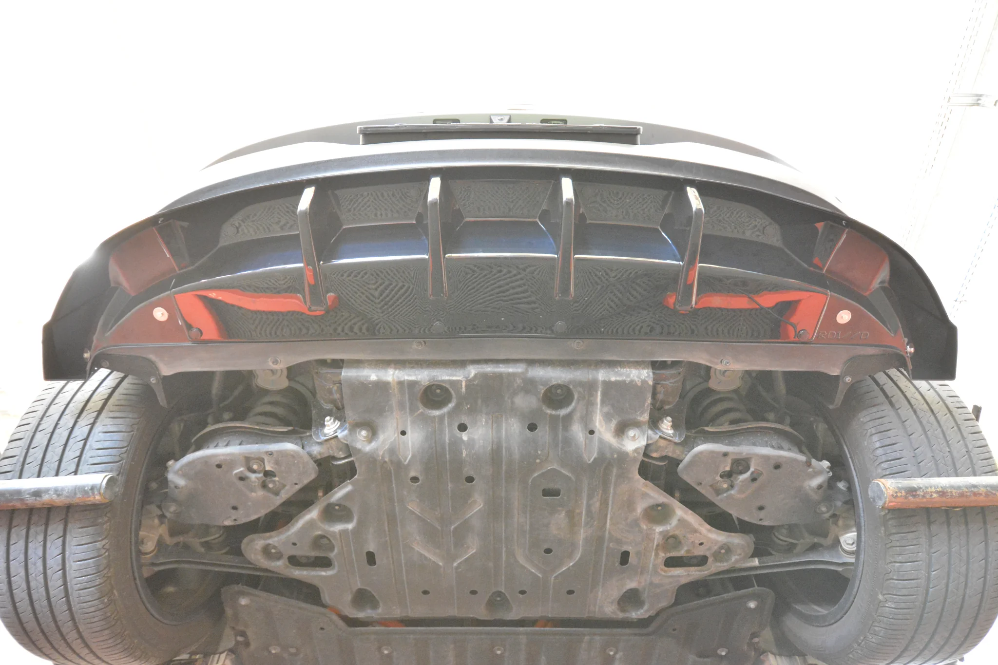 Rear Splitter (with vertical bars) Volvo EX30 Mk1 - Image 8