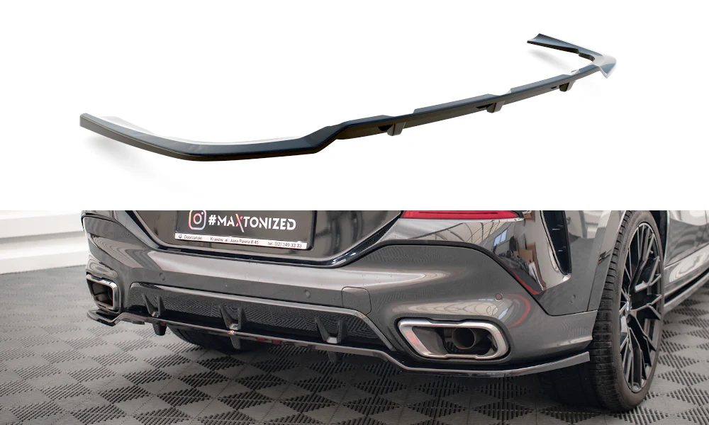 CENTRAL REAR SPLITTER (WITH VERTICAL BARS) V.2 BMW X6 M-PACK G06