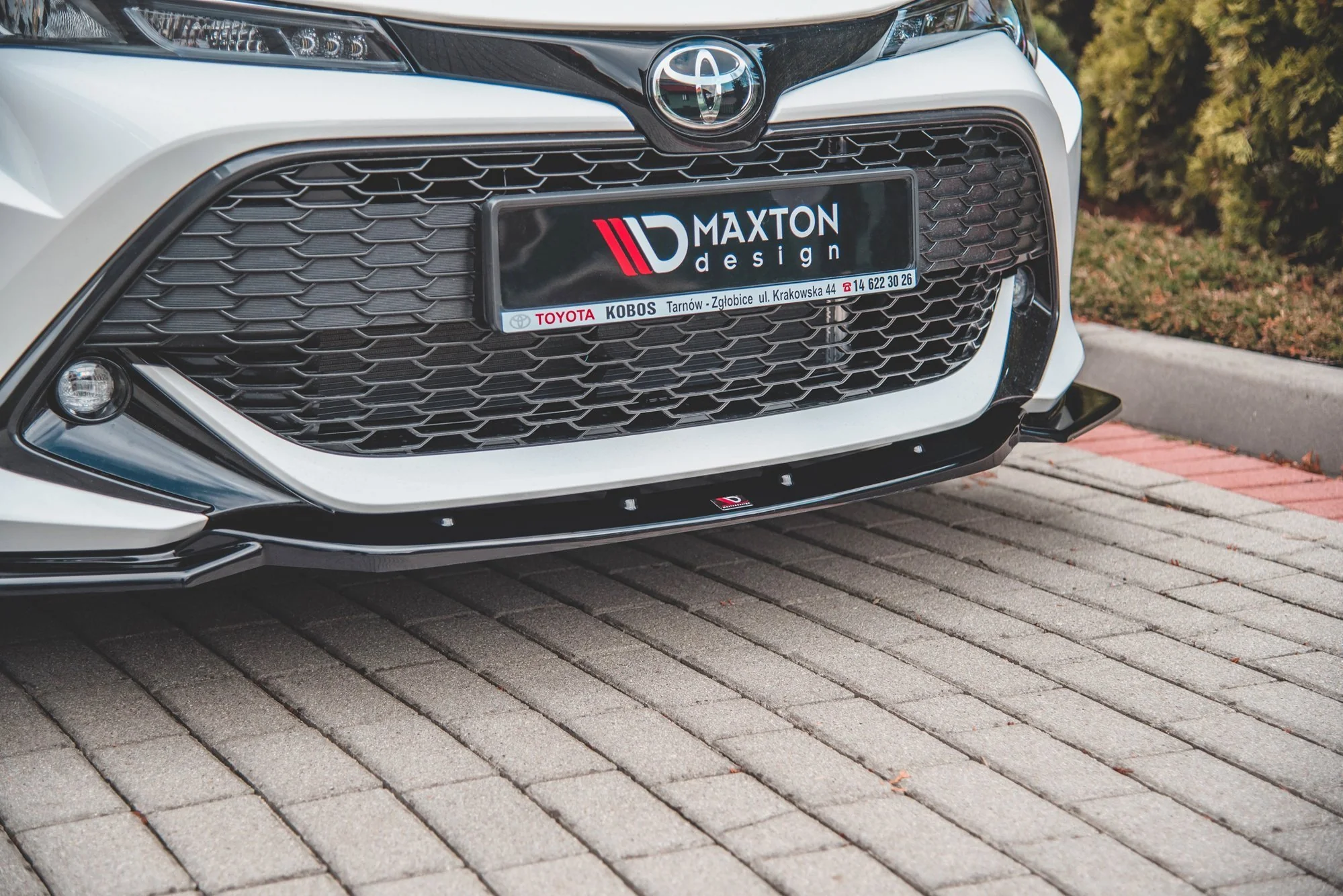 FRONT SPLITTER V.2 TOYOTA COROLLA HATCHBACK MK12 - Image 10