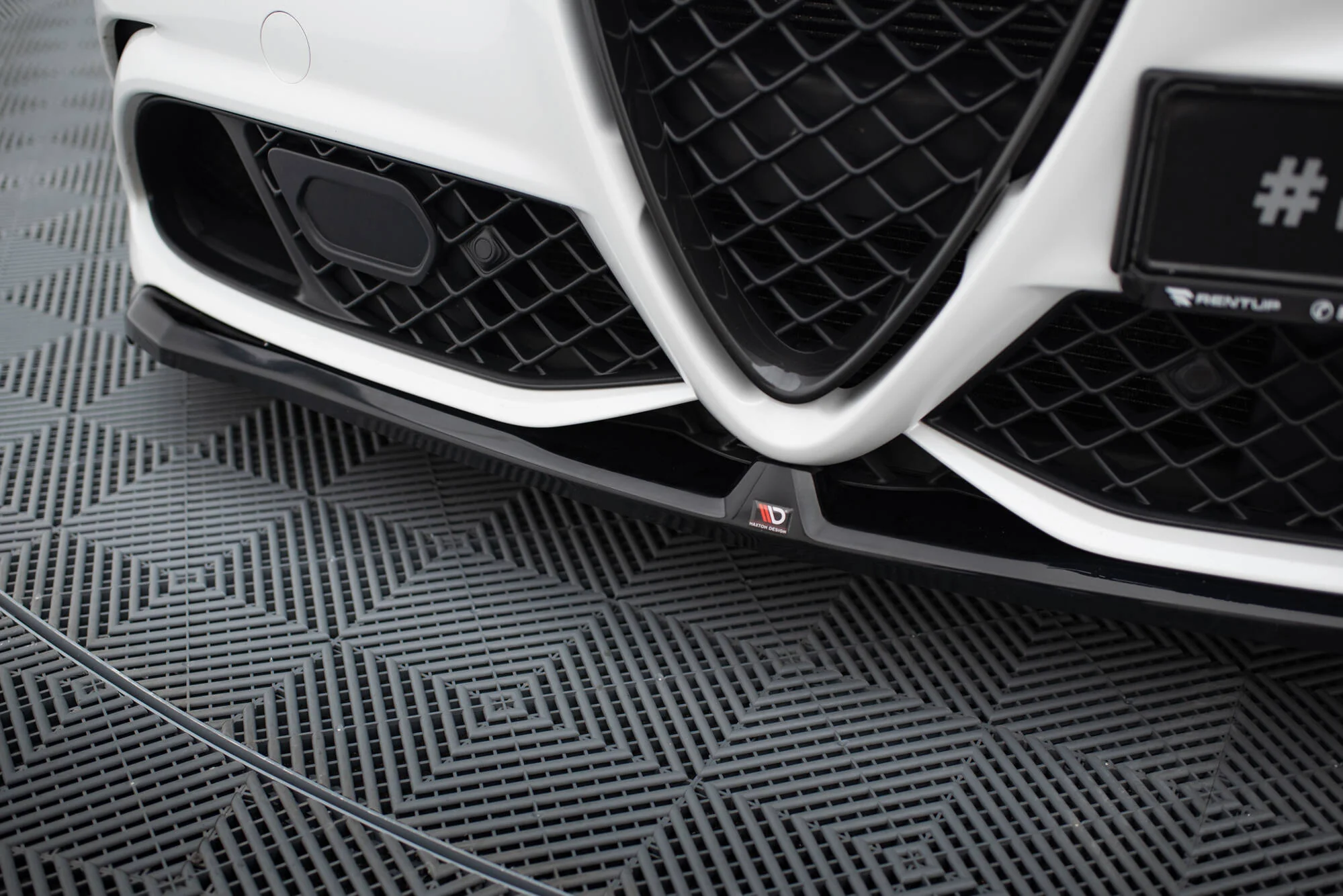 FRONT SPLITTER ALFA ROMEO GIULIA QUADRIFOGLIO - Image 4