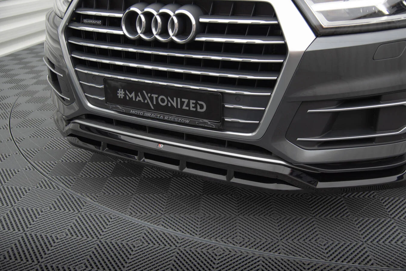 FRONT SPLITTER AUDI Q7 MK2 - Image 4