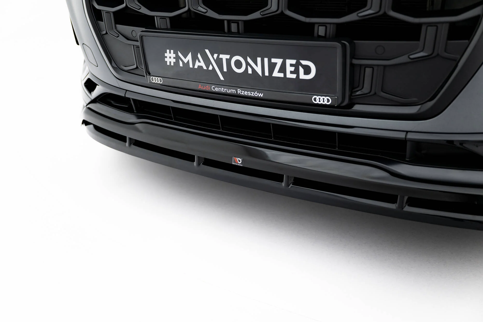 Front Splitter Audi Q7 S-Line / SQ7 Mk2 Facelift 2 - Image 4