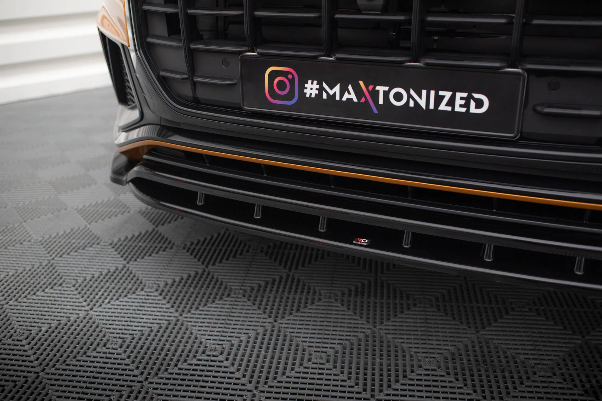 FRONT SPLITTER AUDI Q8 S-LINE - Image 2