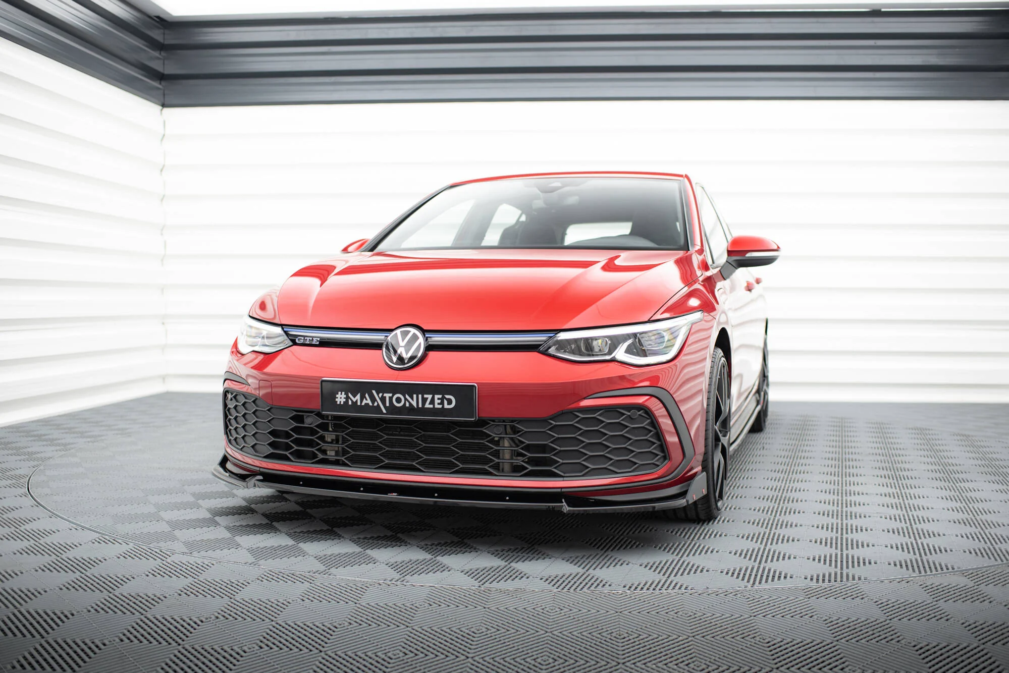 FRONT SPLITTER + FLAPS V.3 VOLKSWAGEN GOLF 8 GTI / R-LINE - Image 3