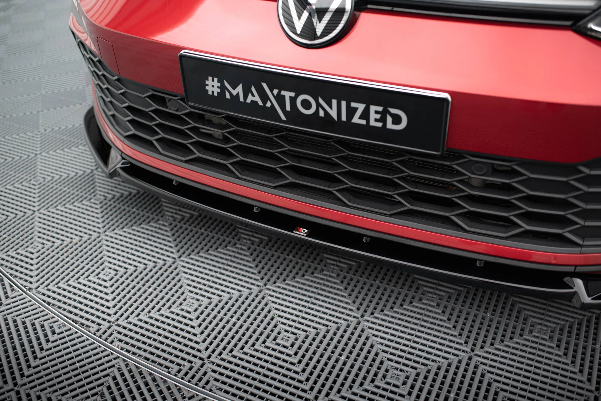 FRONT SPLITTER + FLAPS V.3 VOLKSWAGEN GOLF 8 GTI / R-LINE - Image 4