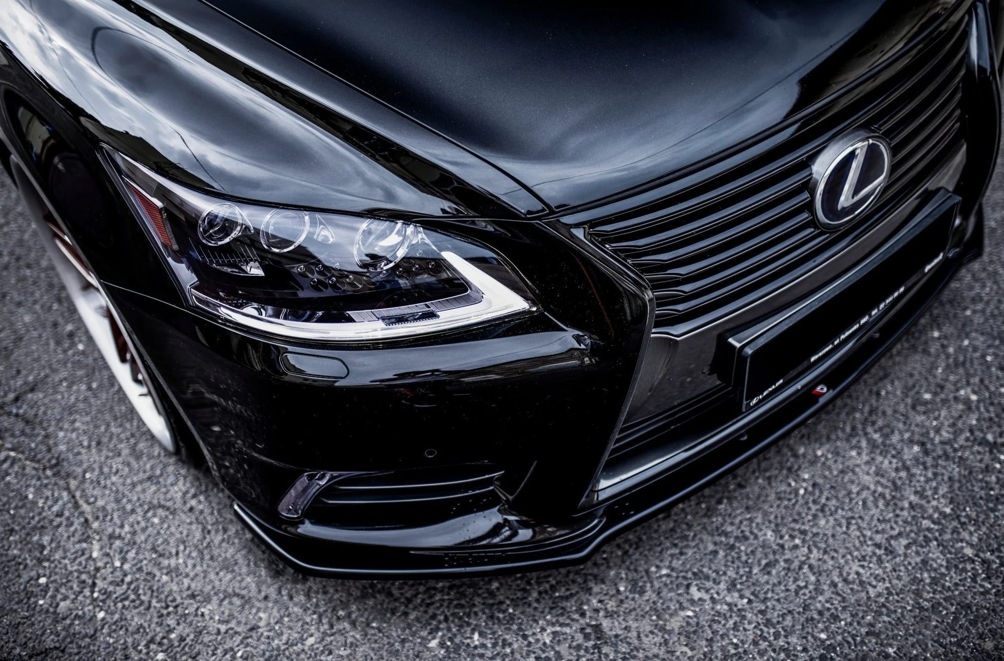 FRONT SPLITTER LEXUS LS MK4 FACELIFT - Image 2