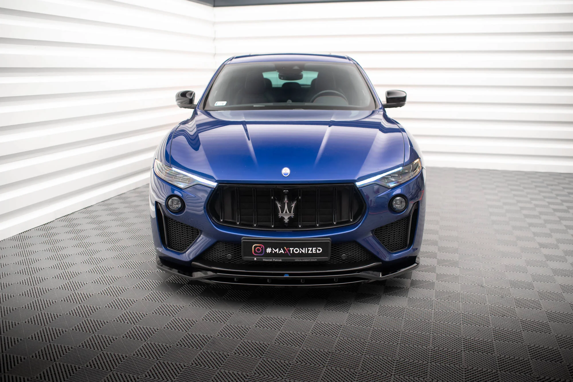 FRONT SPLITTER MASERATI LEVANTE GTS MK1 - Image 2