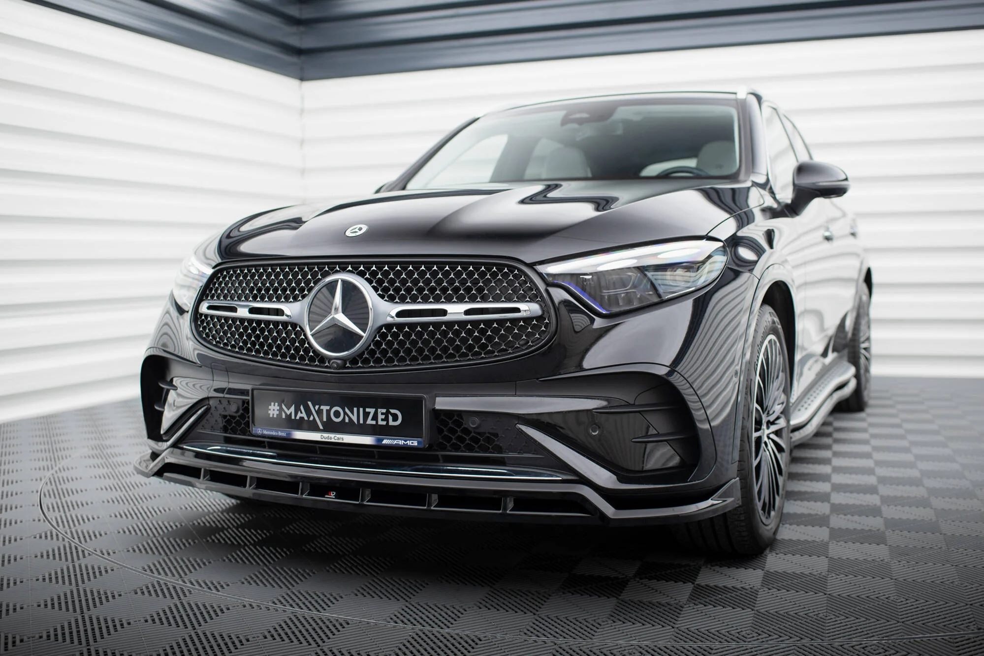 Front Splitter Mercedes-Benz GLC SUV / Coupe AMG-Line X254 / C254 - Image 3