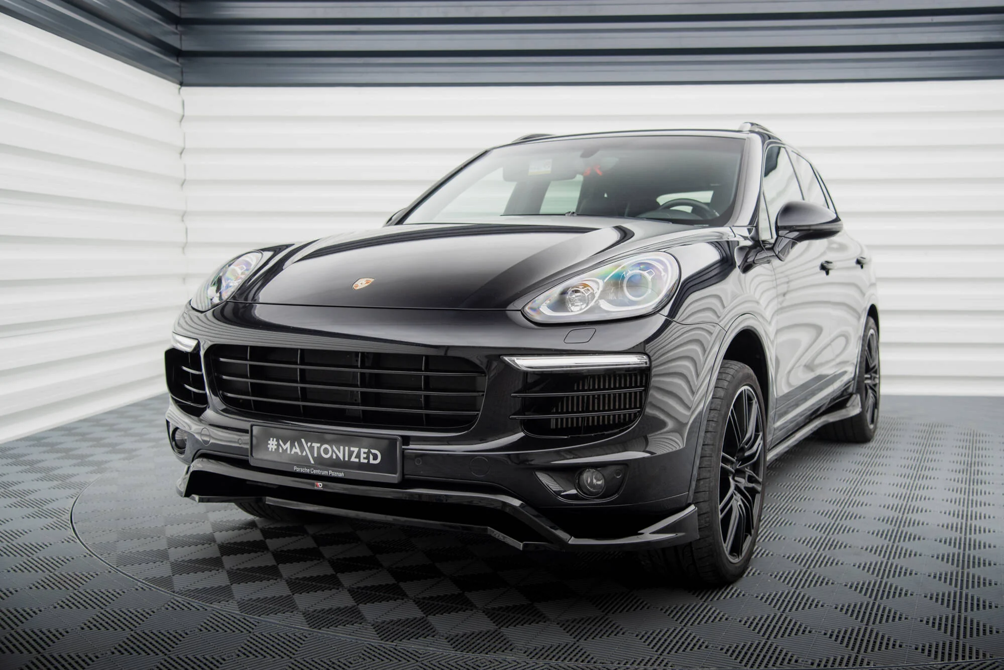 FRONT SPLITTER PORSCHE CAYENNE MK2 FACELIFT - Image 3