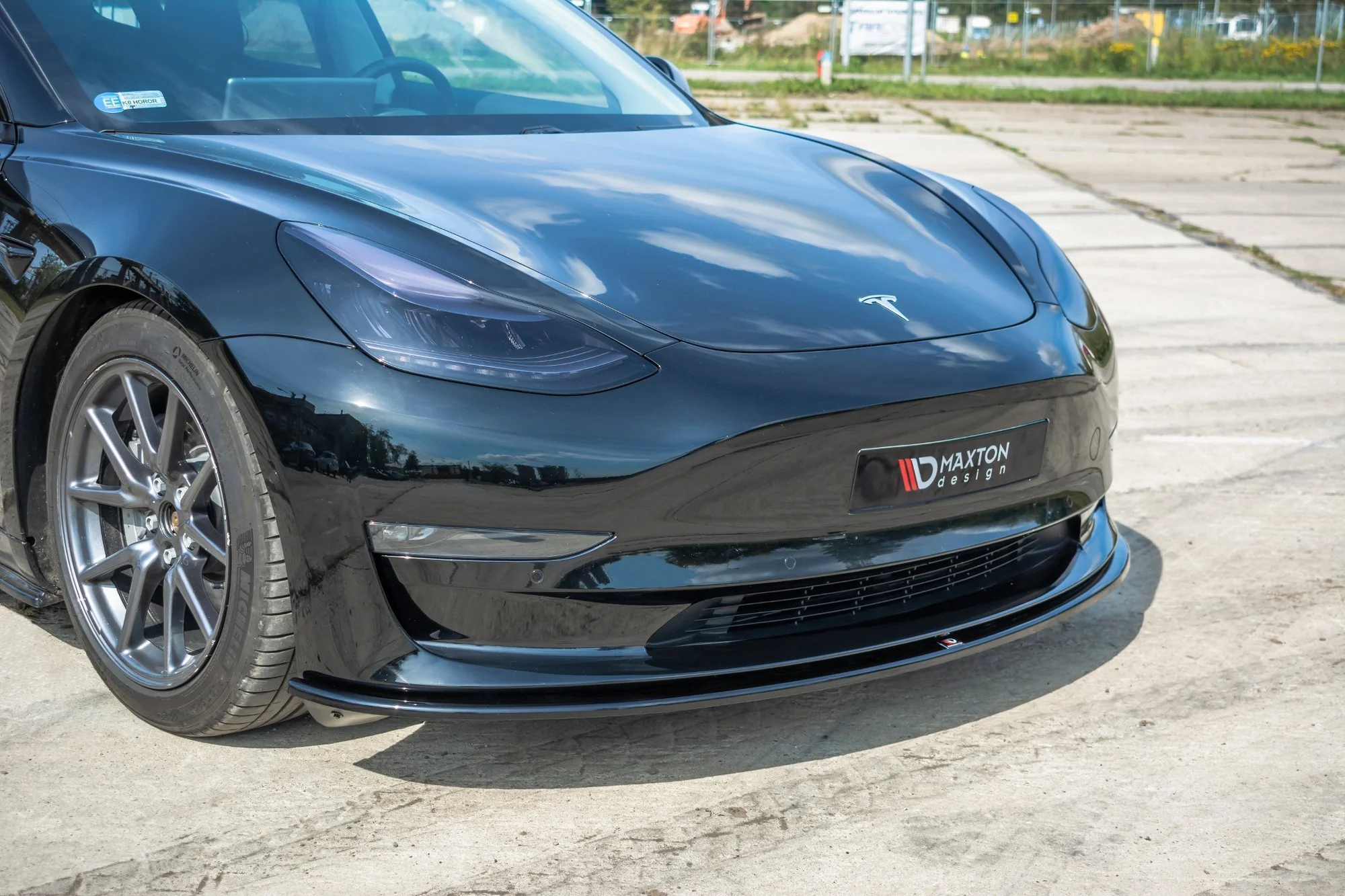 FRONT SPLITTER TESLA MODEL 3 - Image 2