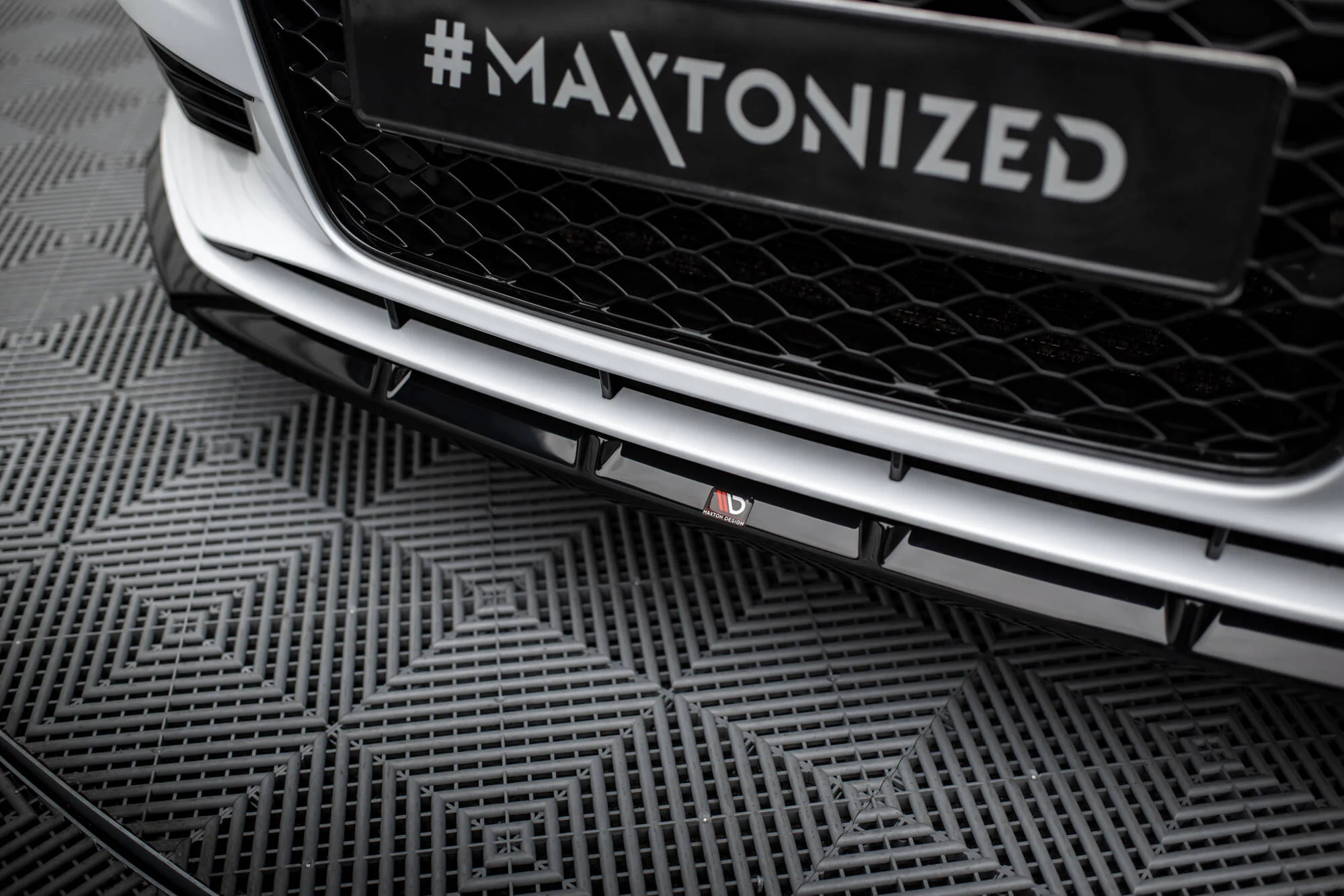 Front Splitter V.1 Audi A3 Sedan 8V - Image 4