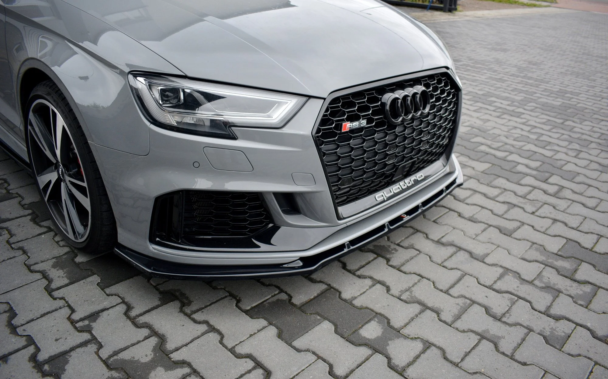 FRONT SPLITTER V.1 AUDI RS3 8V FL SEDAN - Image 2