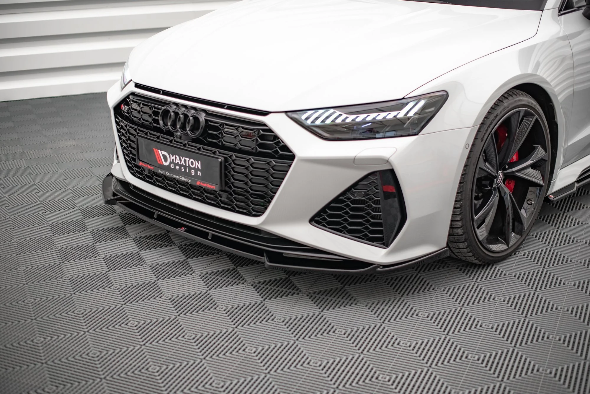 FRONT SPLITTER V.1 AUDI RS6 C8 - Image 2